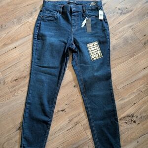 NWT BCI Brand High-Rise Dark Blue Stretch Jeans - Slim Fit